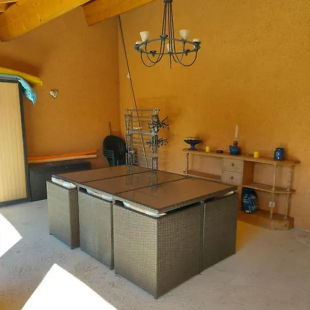 Maison Agreable Pour En Provence, Ideale Pour 8 Personnes Holiday home Entrechaux